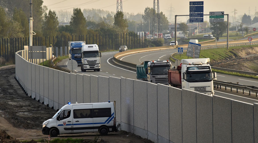 ‘Anti-intrusion’ wall built in Calais to stop migrants from jumping on UK-bound trucks