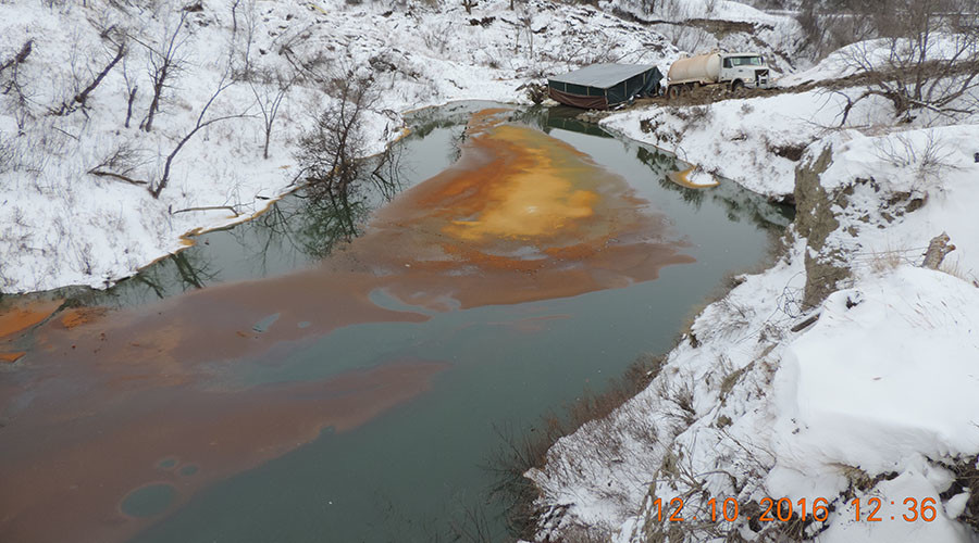 5.4 miles of creek polluted by North Dakota oil pipeline spill
