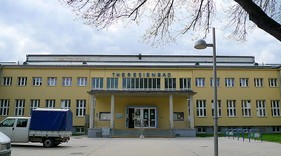 Iraqi refugee who raped 10yo boy at Austrian swimming pool due to ‘sexual emergency’ given 7 years