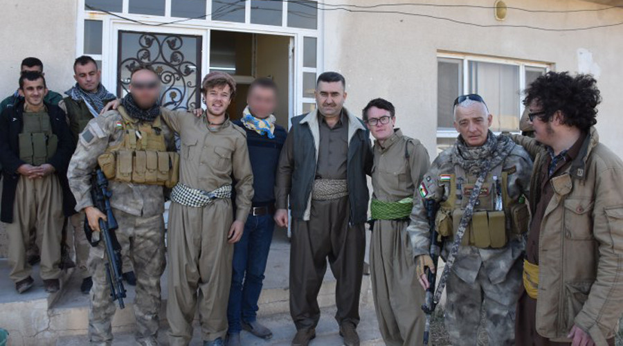 Night of hijinks ends with Irish backpackers on Iraqi frontline (PHOTOS)