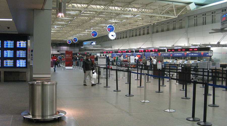 US officials gave airport security tours to immigrants under investigation – border agency