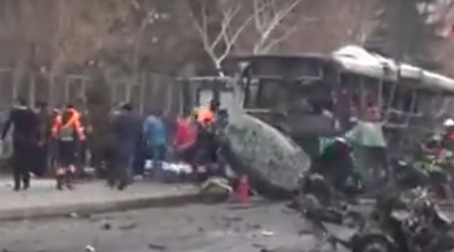 Casualties reported after bus blast outside Turkish university — RT News Casualties reported after bus blast outside Turkish university — RT News