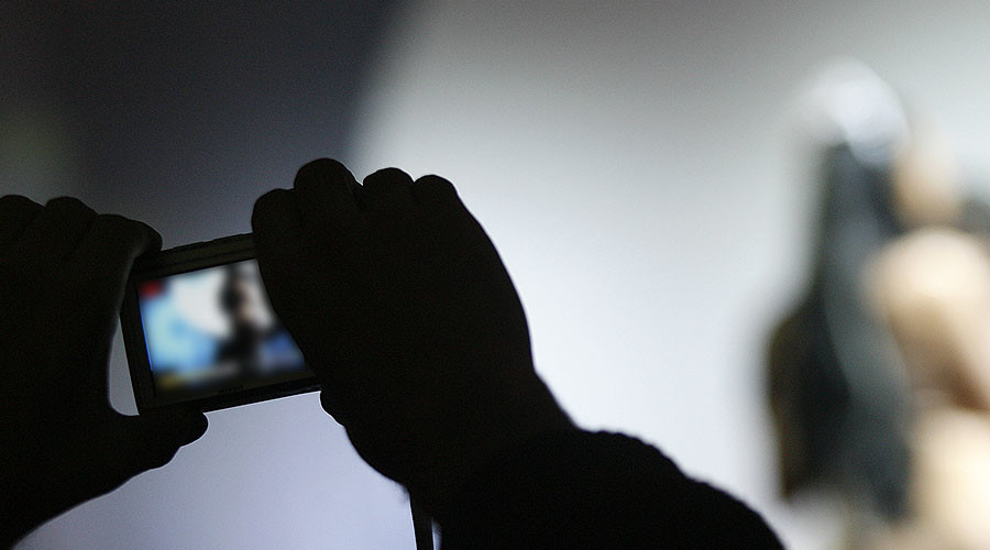 Trash find reveals ex-Olympic gym doctor had 37,000 child porn images – FBI