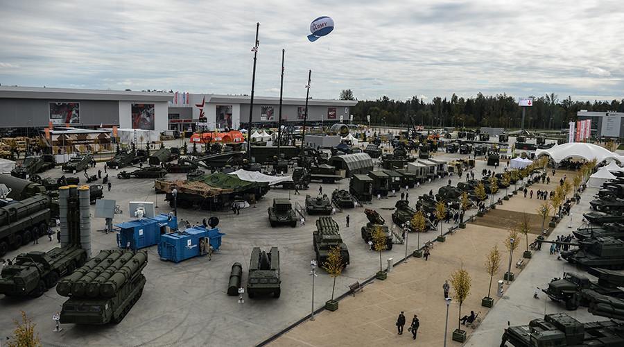 ‘Russia will never initiate an arms race’ – Kremlin spokesman to RT