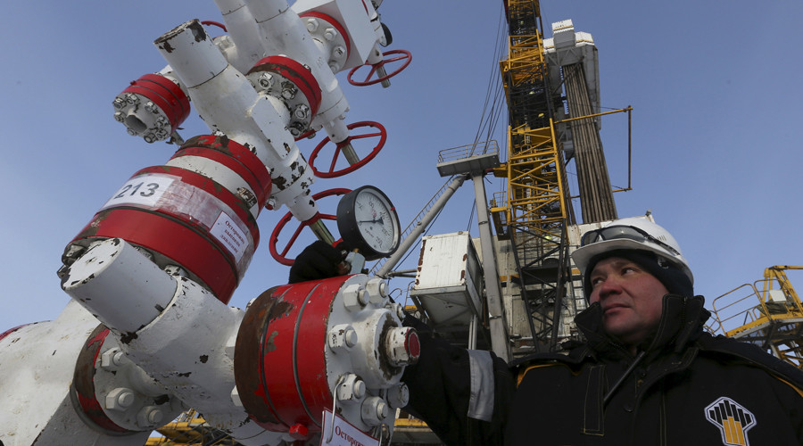 Russian oil exports to grow slightly in 2017 – minister