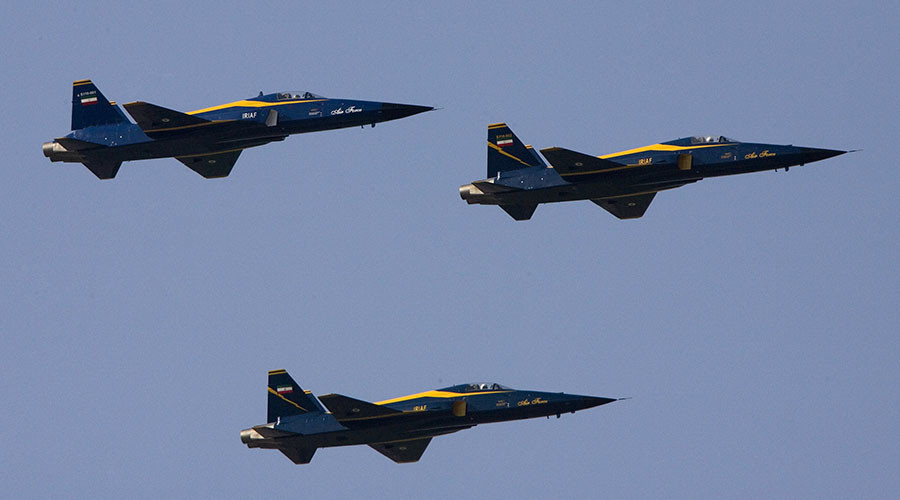Iran begins major aerial drills, warns off foreign & civilian pilots