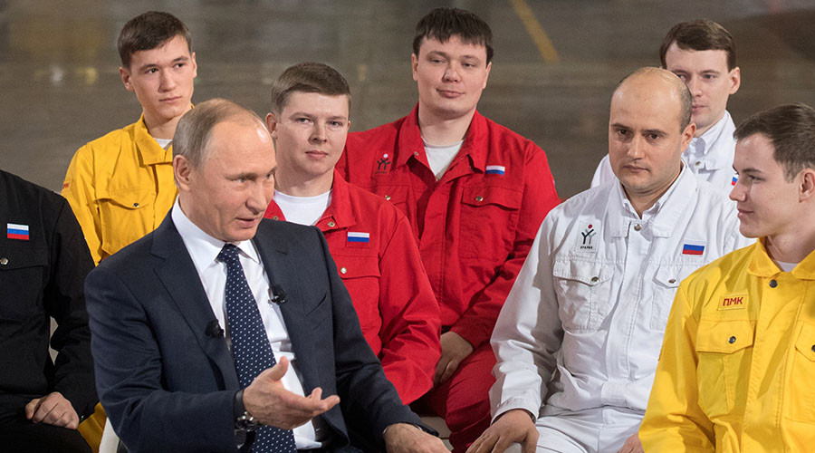 Putin’s approval rating hits 2016 high