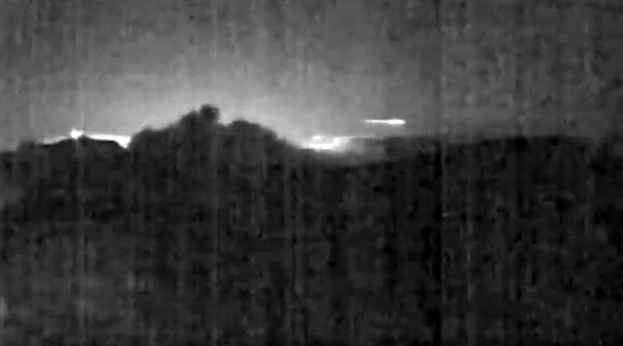 Meteor streaks across volcanic eruption in Costa Rica (VIDEO)