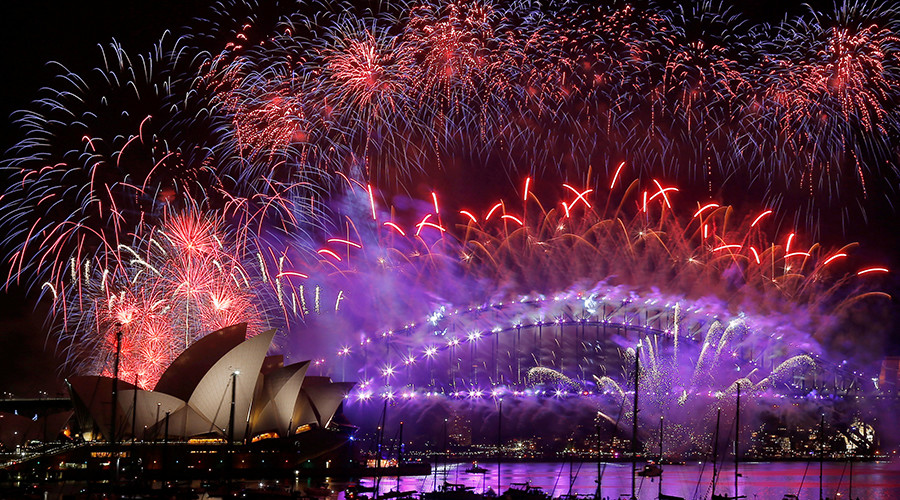 Most explosive NYE fireworks from around the world (VIDEOS)