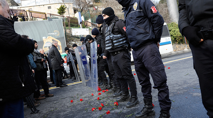 ‘We need a new humanity’: Istanbul attack sparks anger & grief on social media