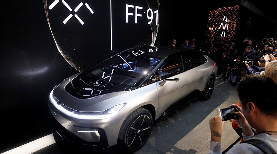 Self-parking Faraday car fails to park itself at CES 2017 (VIDEO)