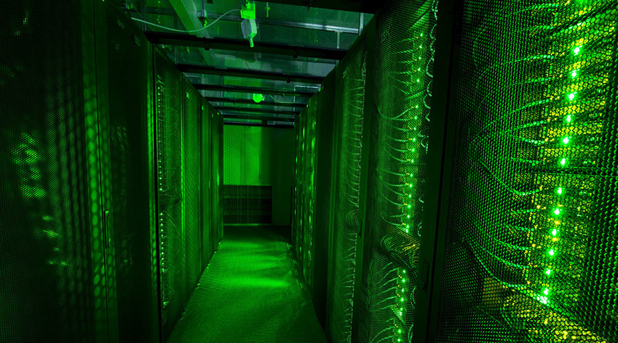 ‘What is going on?’ Trump wonders why FBI never requested access to the DNC’s ‘hacked servers’