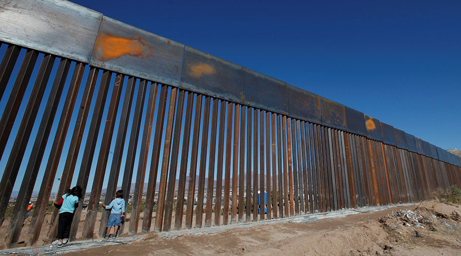 'Modern-day slave labor': ACLU calls plan for inmates to build Trump's wall 'unconstitutional'