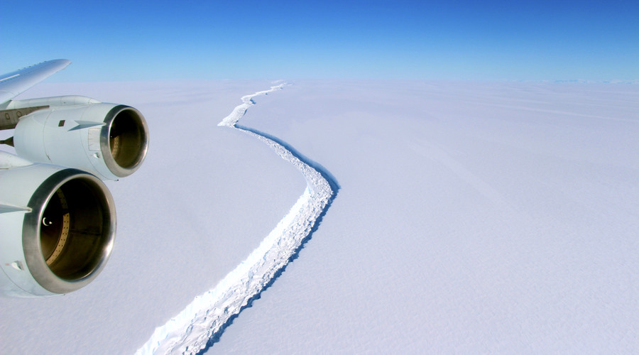 Larsen C ice shelf schism may form giant Antarctic iceberg (PHOTOS, VIDEO)