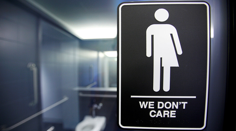 Transgender man sues Catholic hospital for canceling 'medically necessary' hysterectomy
