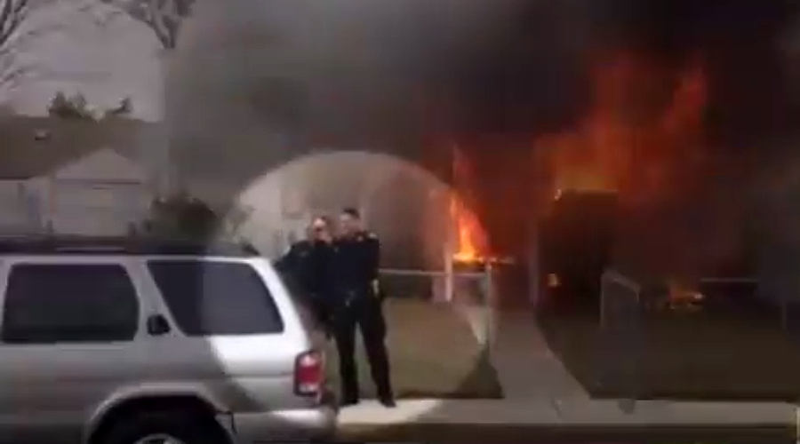 New York cops roasted over ‘disgusting’ house fire selfie