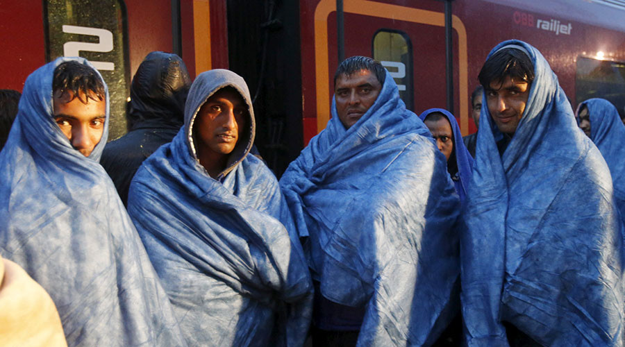 Germany detained over 900 human traffickers in 2016