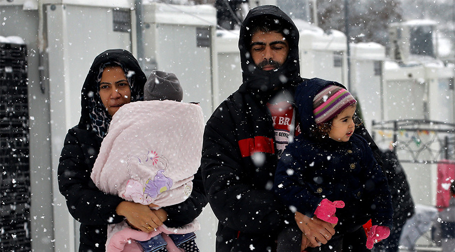 Germany plans to start sending refugees back to Greece in March