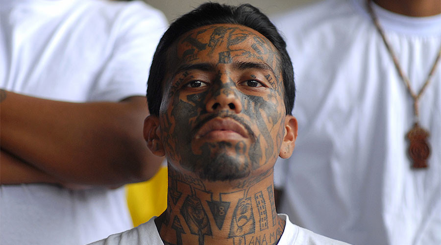 El Salvador has first day without a homicide in two years