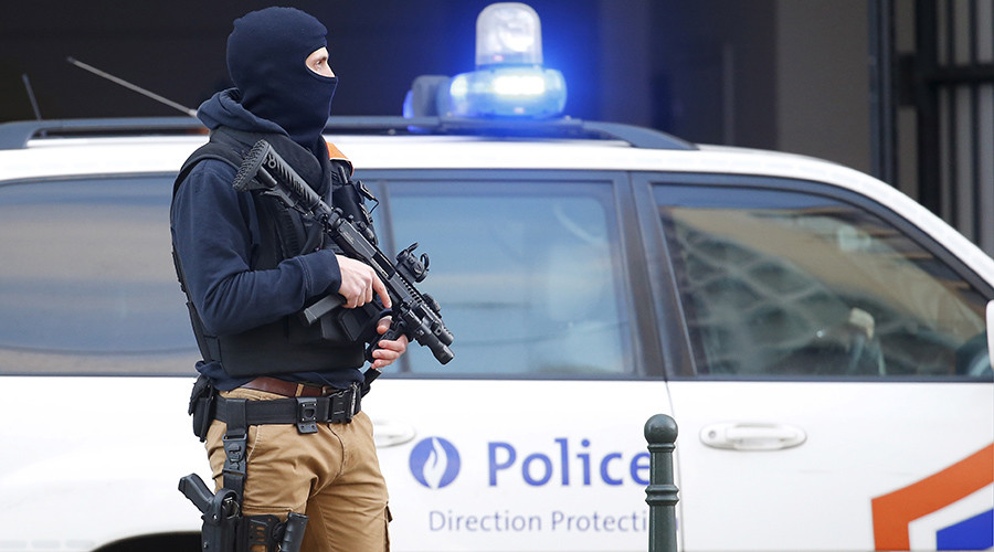 Belgian police release 3 people detained in Brussels anti-terror raid – prosecutor’s office