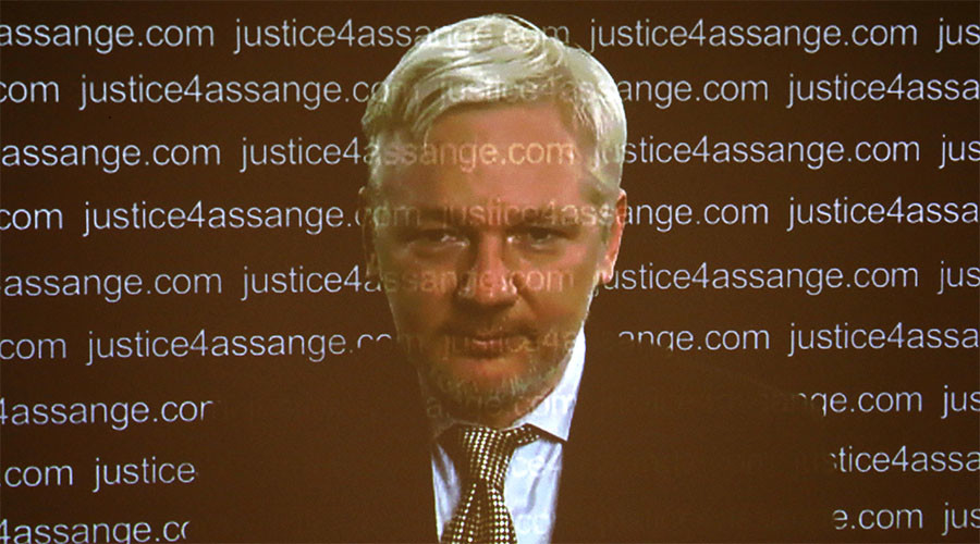 Manning commutation could set up Assange extradition to US