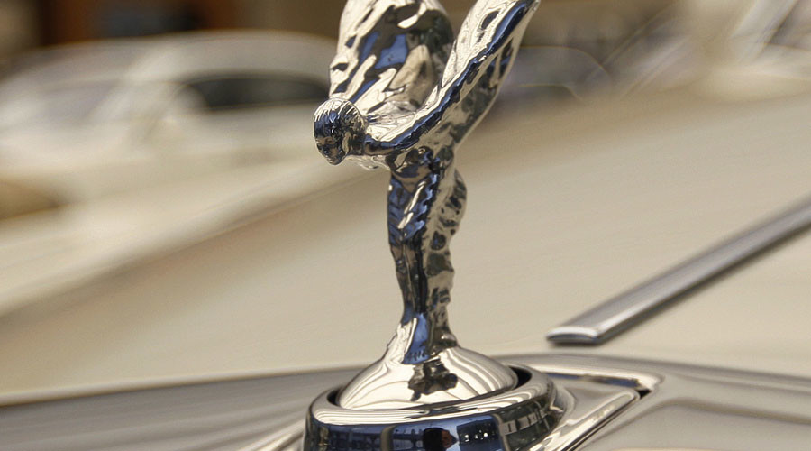 Rolls-Royce apologizes for bribery scandal and pays huge fine