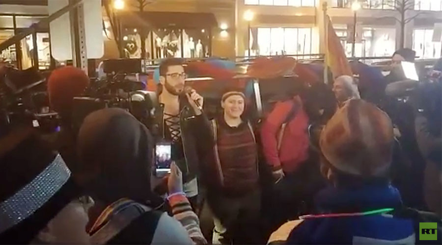 LGBT 'dance party' protesters march to DC home of VP-elect Mike Pence (VIDEOS)