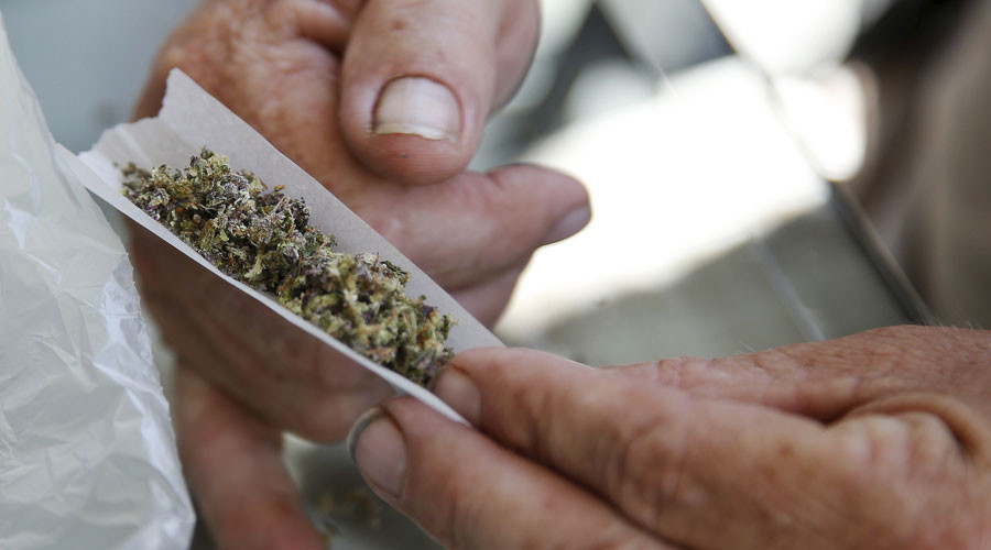 Inauguration haze: Lines to get free weed joints during Trump ceremony