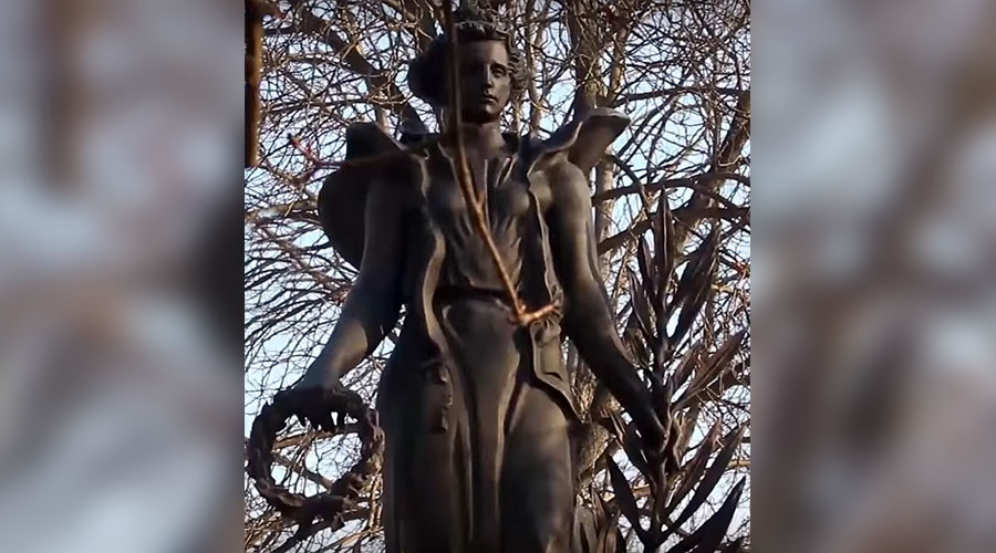 ‘Symbolic move’: monument in memoriam of Russian soldiers unveiled in Hungary