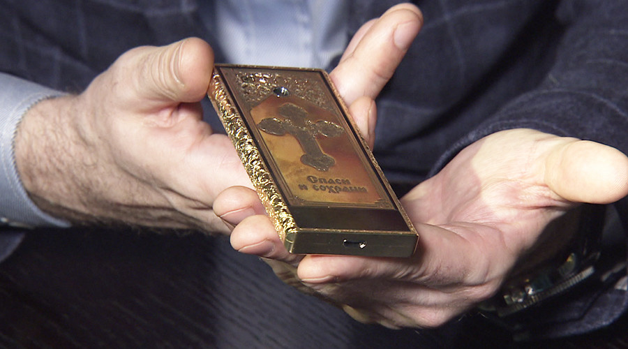 $25k golden Orthodox phone with no internet access goes on sale in Russia (VIDEO)