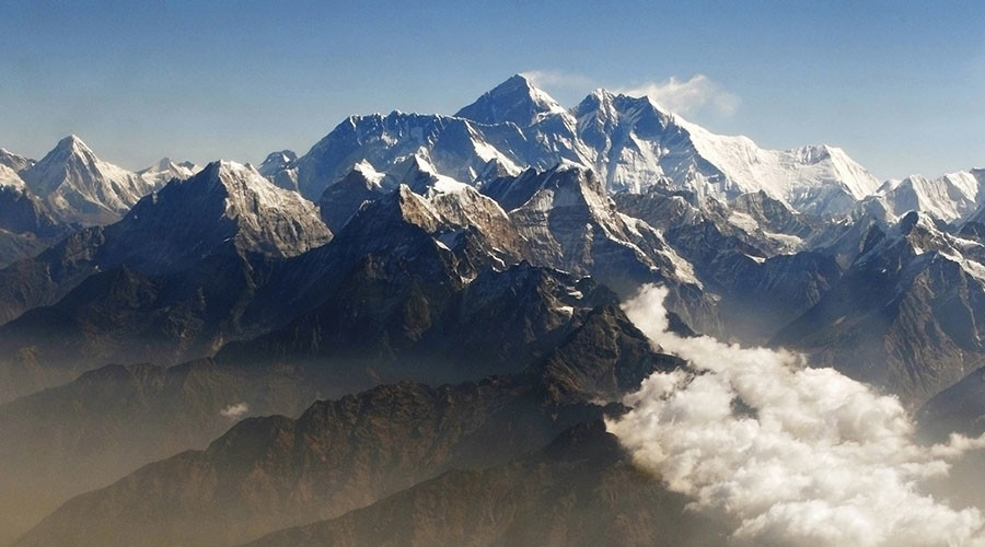 Honey, I shrunk Everest: Scientists to test if Nepal earthquake reduced height of tallest peak