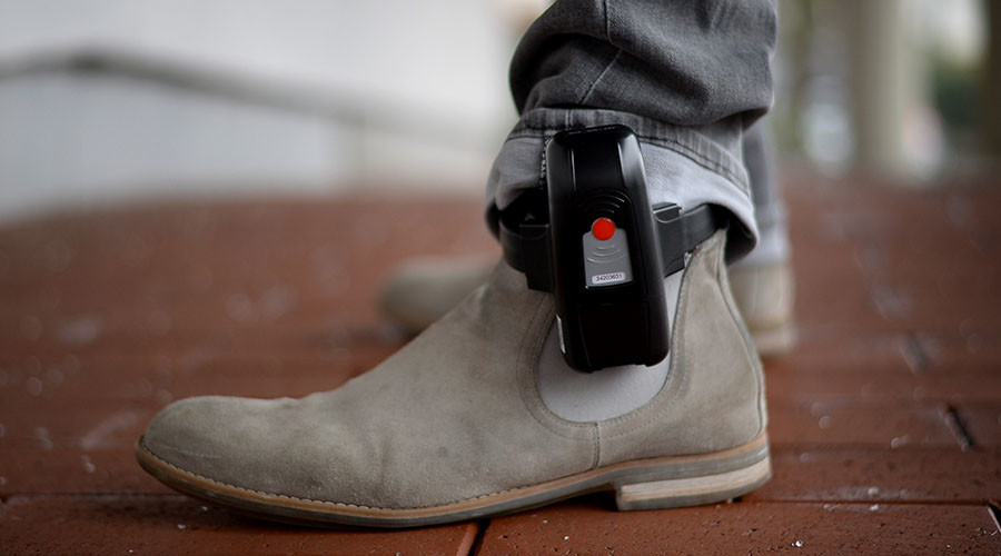 Put electronic tags on all terror suspects & Syria returnees, says Austrian minister