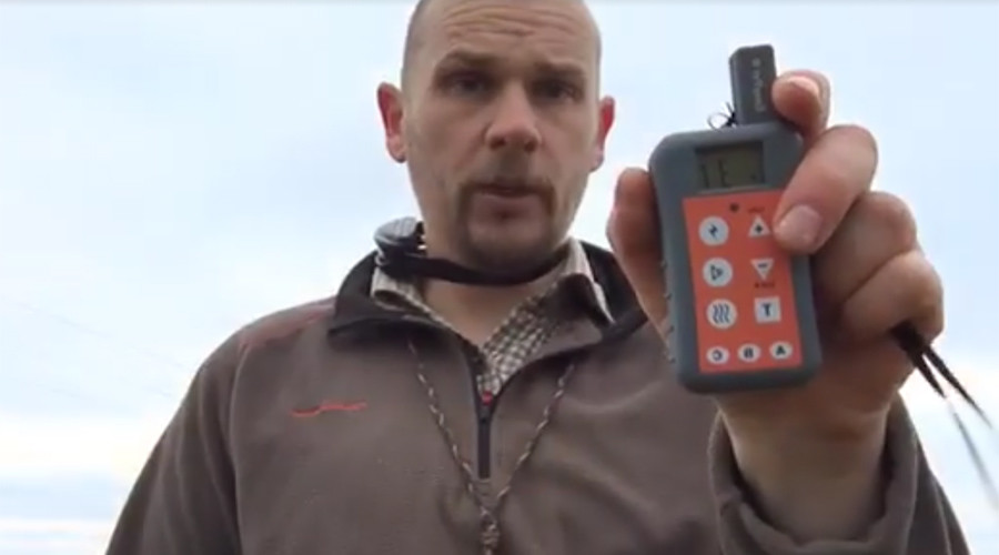 Dog trainer repeatedly shocks himself with electric collar in push for ban (VIDEO)