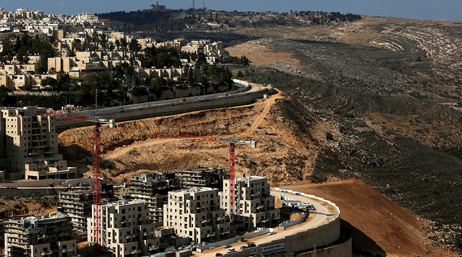 'Land theft': 153 settler homes approved in E. Jerusalem, 11,000 more planned
