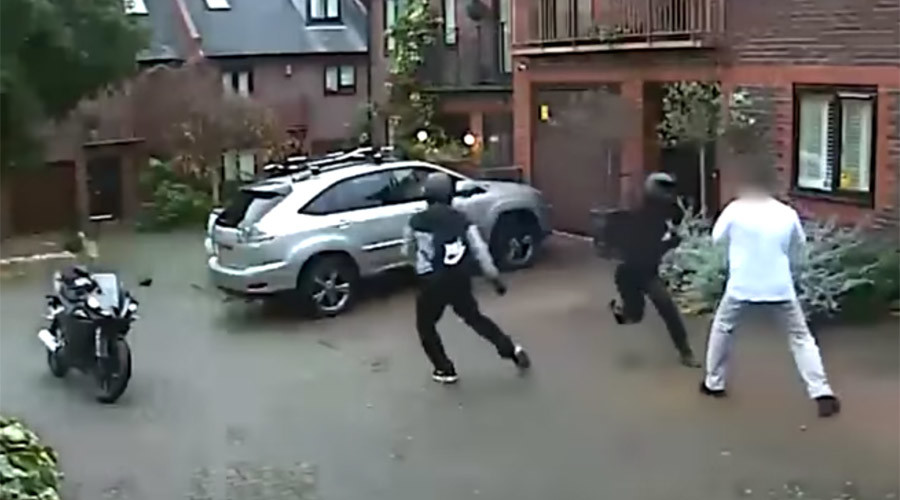 Nunchuck-wielding motorbike thieves attack owner before fleeing (VIDEO)