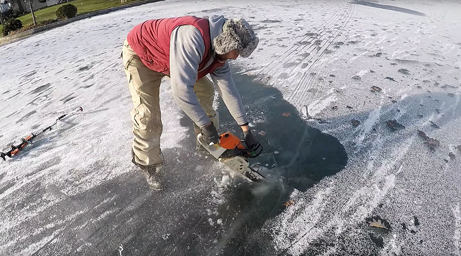 Brothers behind viral frozen fish image silence haters in coolest way possible (VIDEO)