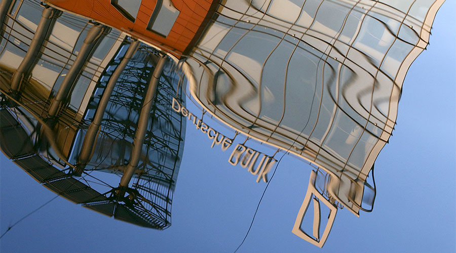 Deutsche Bank fined over 'mirror trading' scheme that moved billions from Russia