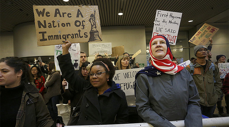 12yo sues Trump as executive order keeps her from family