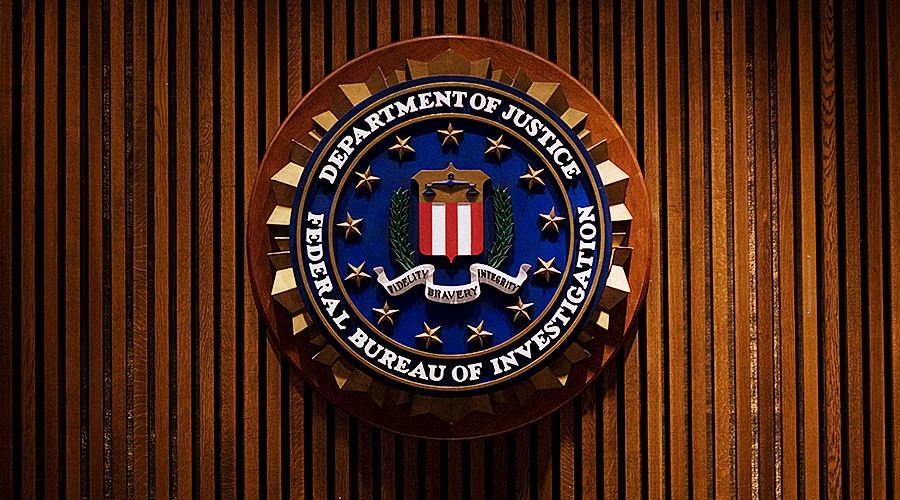 ‘FBI secret rules’ exposed: Pattern of white supremacists infiltrating police known - report