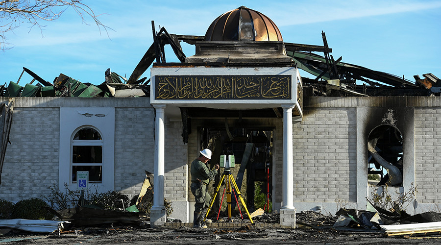 Americans raise $975k to rebuild Texas mosque that perished in fire