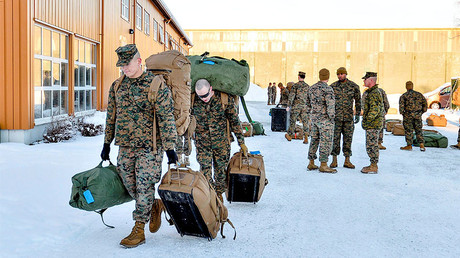 U.S. Marines, who are to attend a six-month training to learn about winter warfare, arrive in Stjordal, Norway January 16, 2017. © NTB Scanpix / Ned Alley 