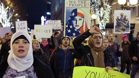 Thousands rally in US against Trump’s ‘Muslim travel ban’