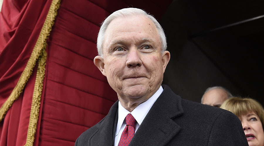 Trump's attorney-general pick Sessions clears committee hurdle, faces Senate vote