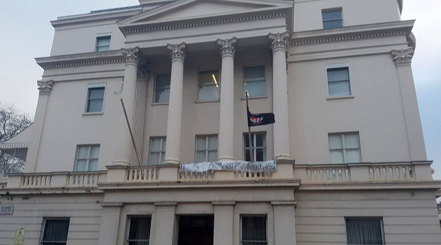 ANAL squatters violently evicted from billionaire’s London mansion, already eye new property (VIDEO)