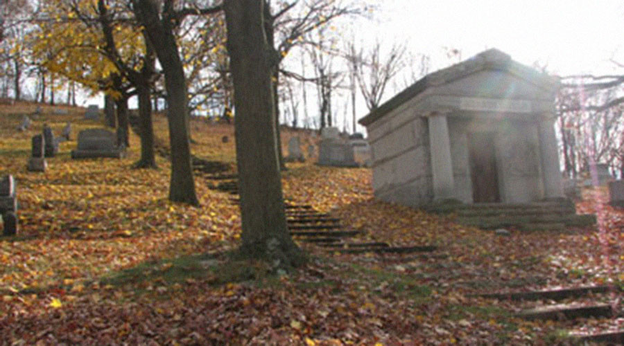 Grave justice: Pennsylvania Mayor arrested for desecration (VIDEO)