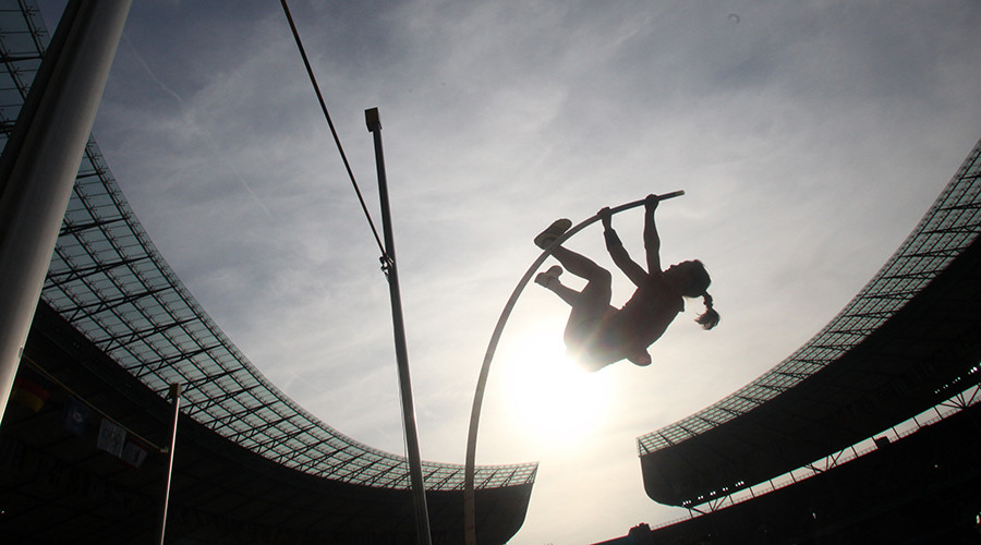 Sports greasy pole not so fancy