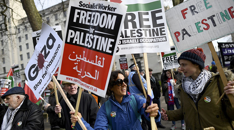 Israeli PM Netanyahu urges all ‘responsible nations’ to sanction Iran, during protest-hit UK visit