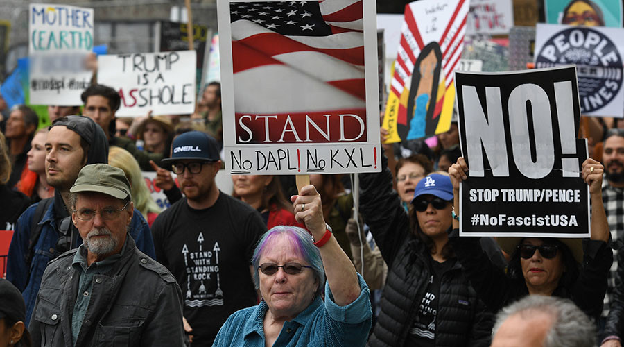 Thousands attend LA protest over Trump’s DAPL & Keystone XL executive orders (VIDEOS, PHOTOS)