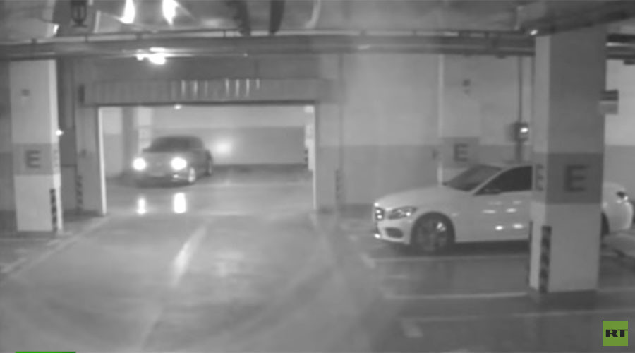 Too much GTA? 6yo Chinese boy tries to steal family car (VIDEO)