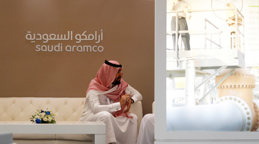 Saudis to raise $10 billion ahead of Aramco IPO